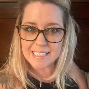 Meet your Posher, Michele